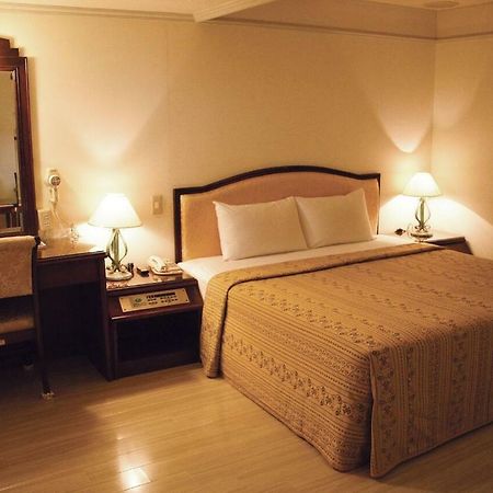 Athens Hotel Tajcshung Kültér fotó