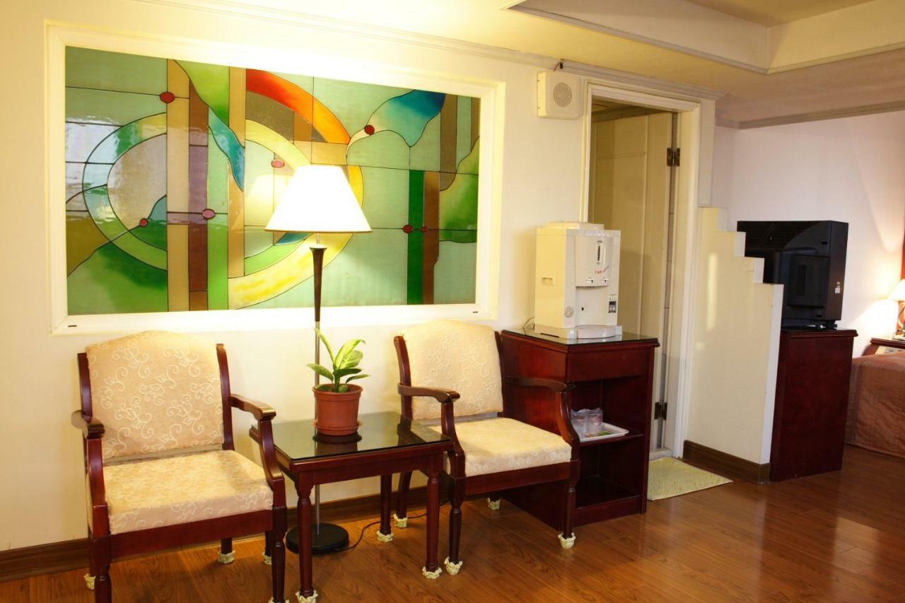 Athens Hotel Tajcshung Kültér fotó