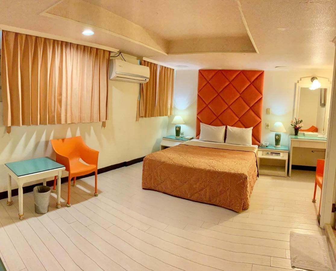 Athens Hotel Tajcshung Kültér fotó