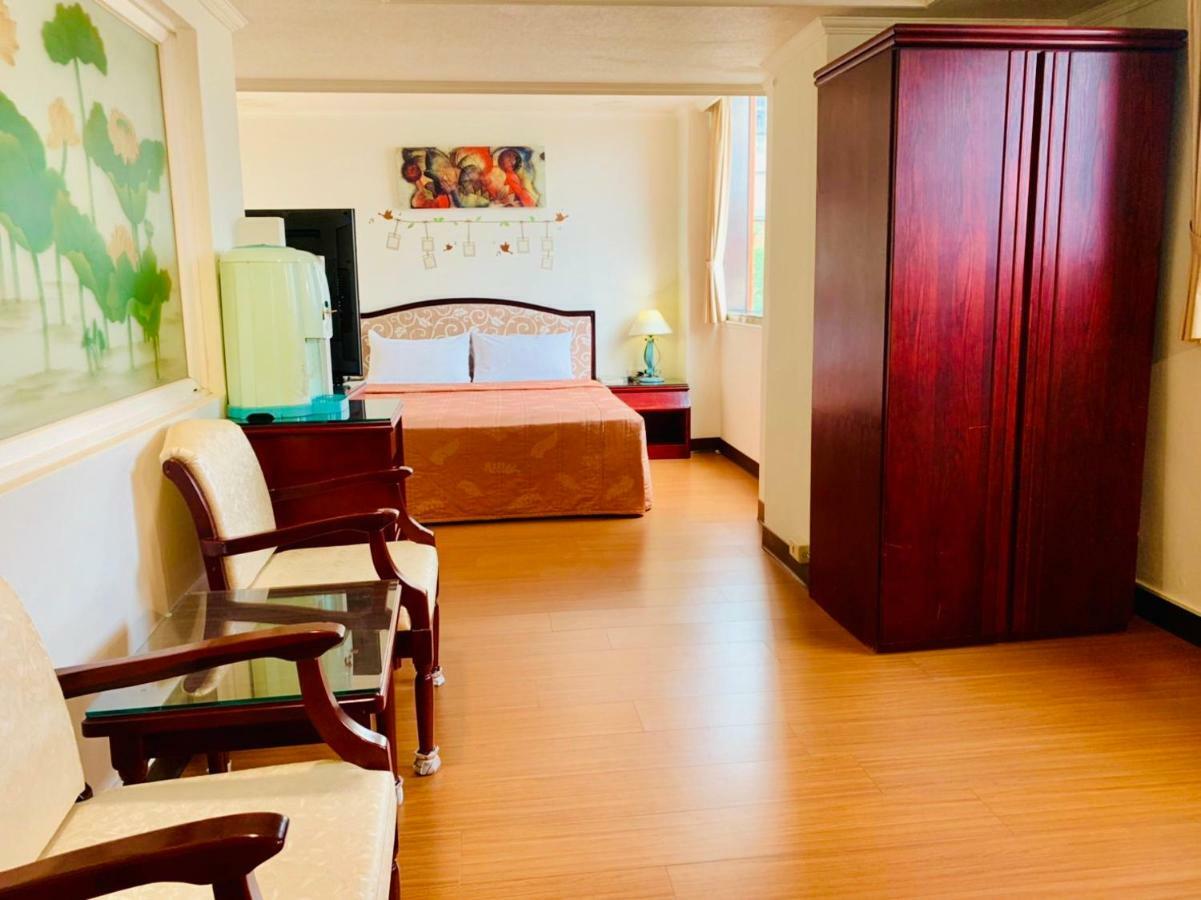 Athens Hotel Tajcshung Kültér fotó